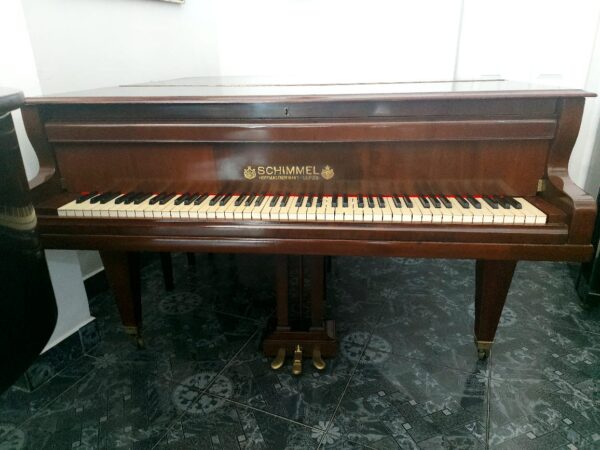Piano de Cola Schimmel Caoba Alemán de 180 cm - Armonía y Elegancia en Cada Nota - Imagen 3