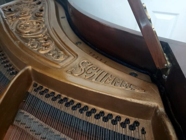 Piano de Cola Schimmel Caoba Alemán de 180 cm - Armonía y Elegancia en Cada Nota - Imagen 5